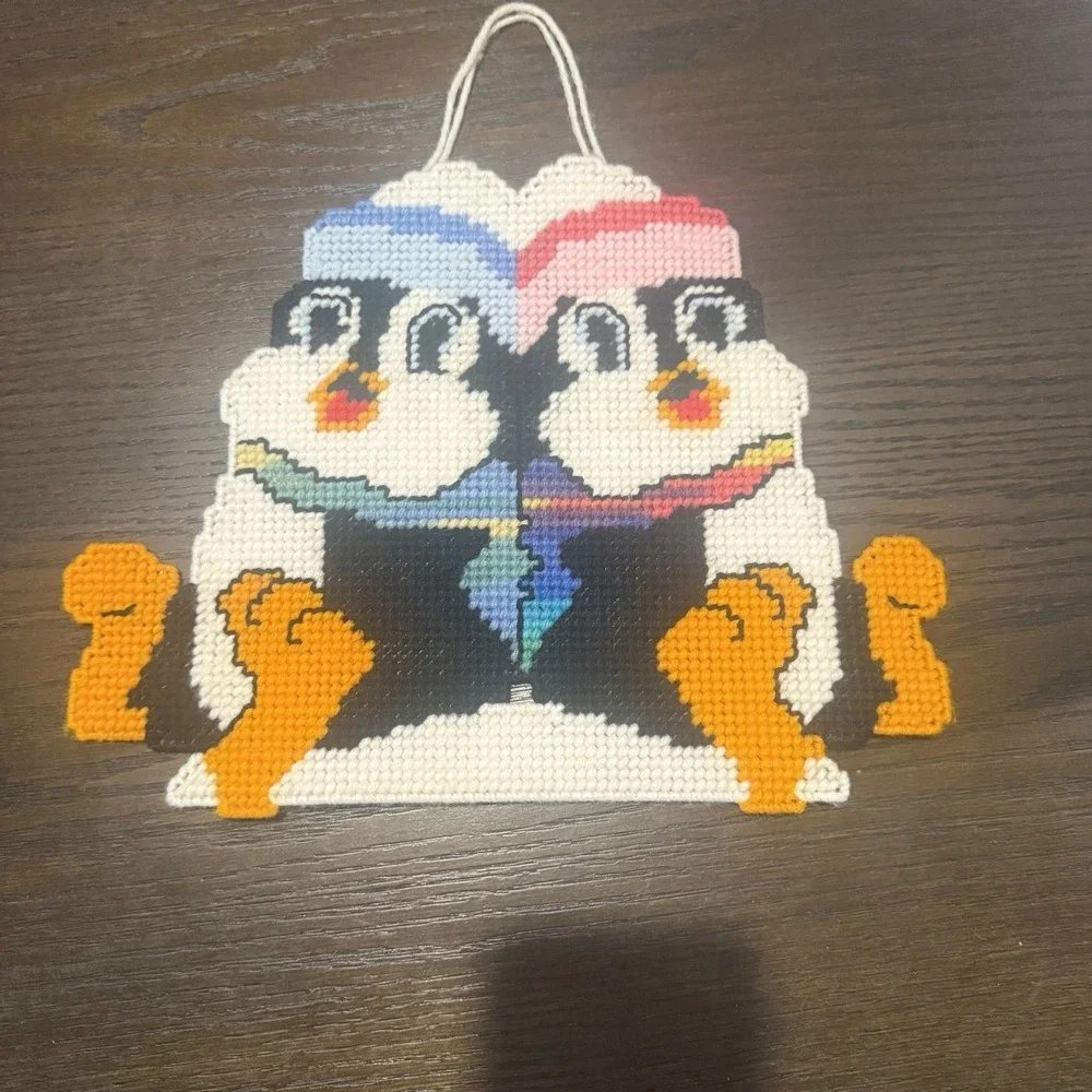 Two winter plastic canvas penguins‎